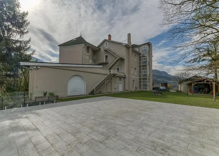Forfait 18 Avec Salle De Reception Arvillard